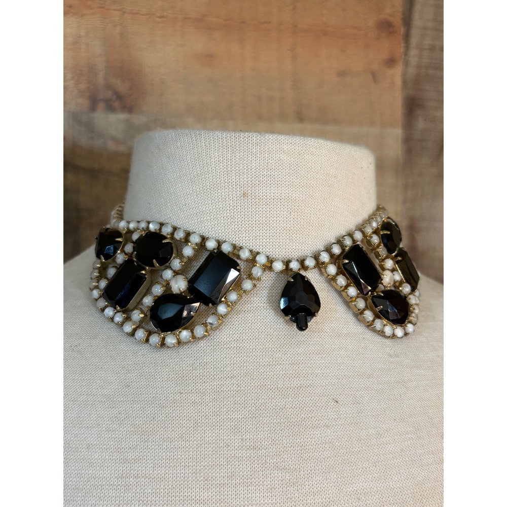 Vintage Black Stone White Faux Pearl Gold Tone Bib Collar Statement Necklace